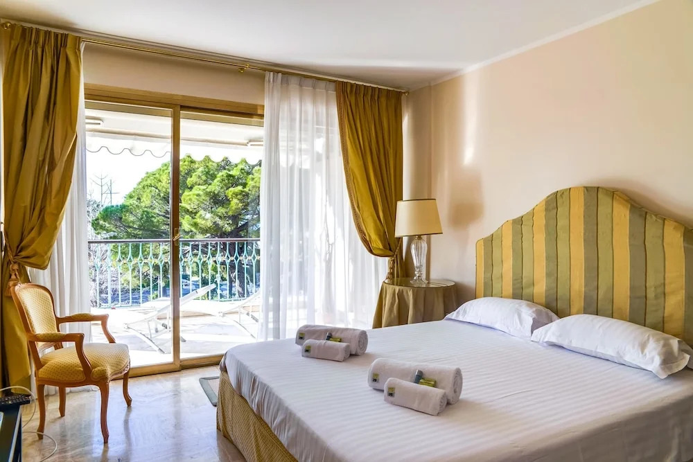 Saint-James Apartment 3
