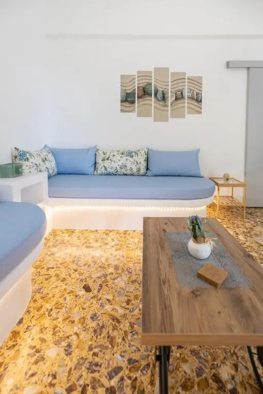 Nisos 1 cottage house