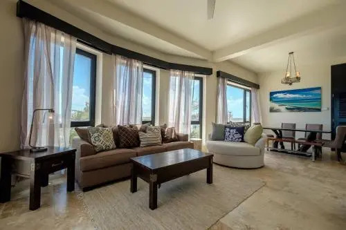 Diamante Beachfront Suites