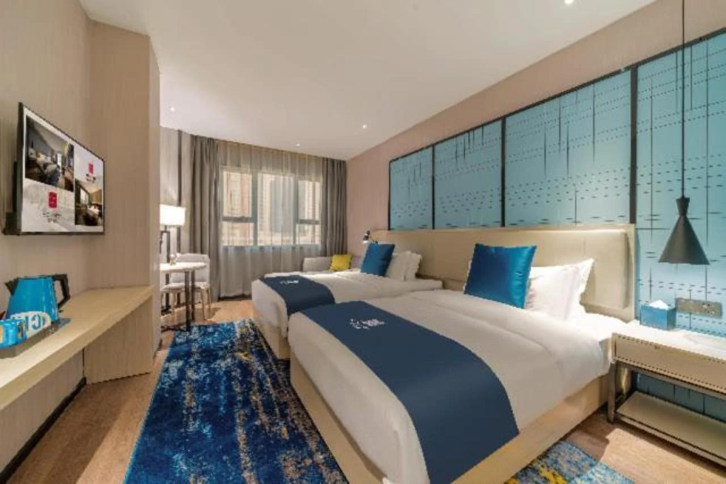 Echarm Hotel (Foshan Huangqi)