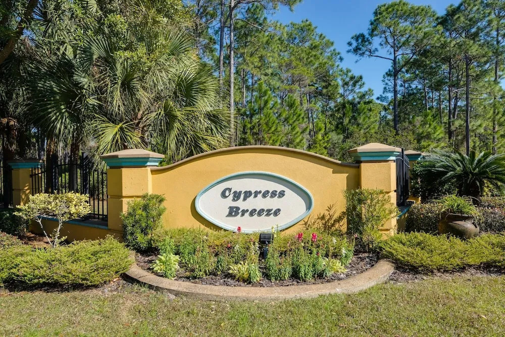 Cypress Breeze Plantation W/ Pool, Near Beach 4 Bedroom Home