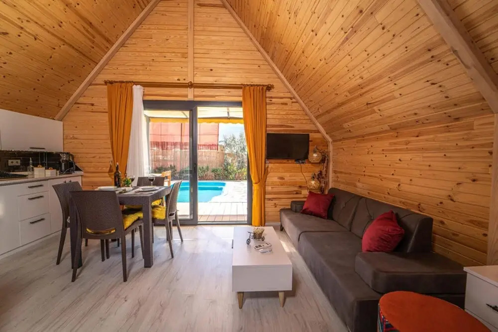Marvelous Bungalow With Private Pool in Fethiye