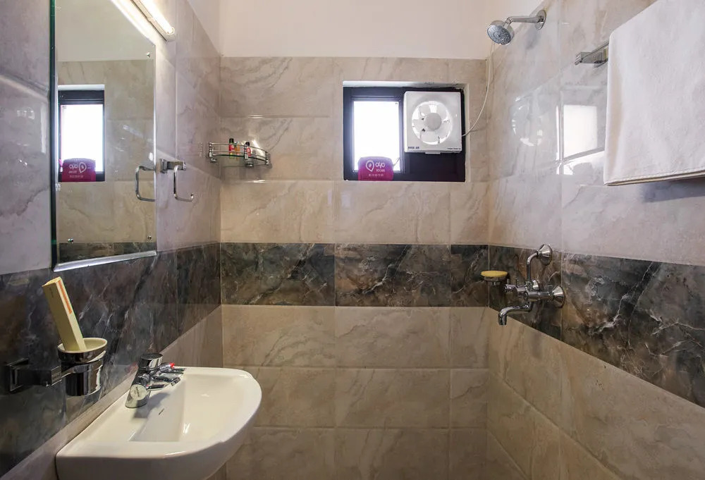 OYO 384 Hotel Noble House
