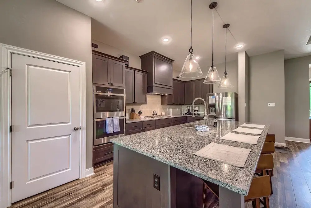 Cl 970 Water You Waiting For? 4 Bedroom Home