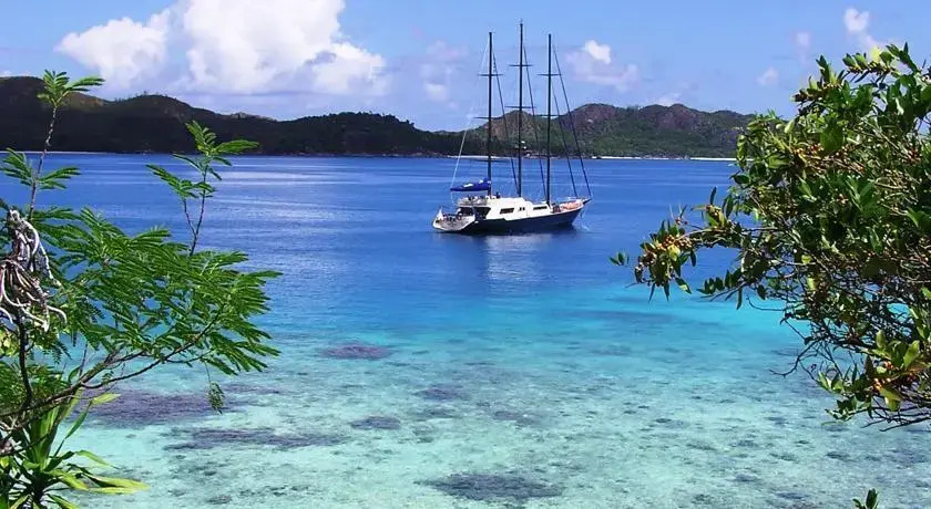 Sea Star and Sea Bird - Silhouette Cruises Ltd.