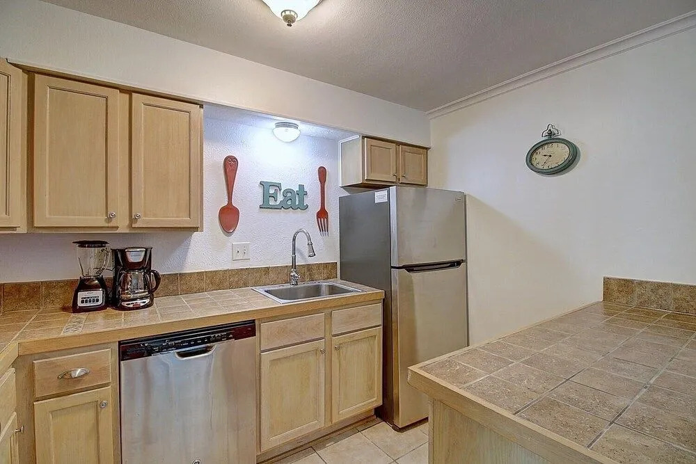 The Codfather 2 Bedroom Condo by Redawning