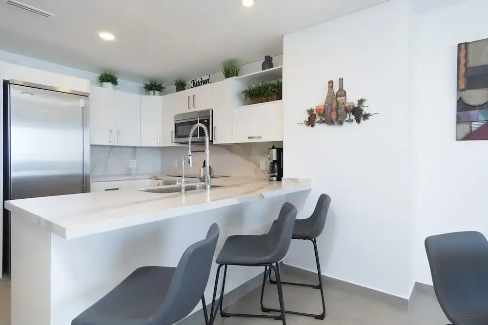 Relax and Splash in Paradise Encantame Towers C 1703