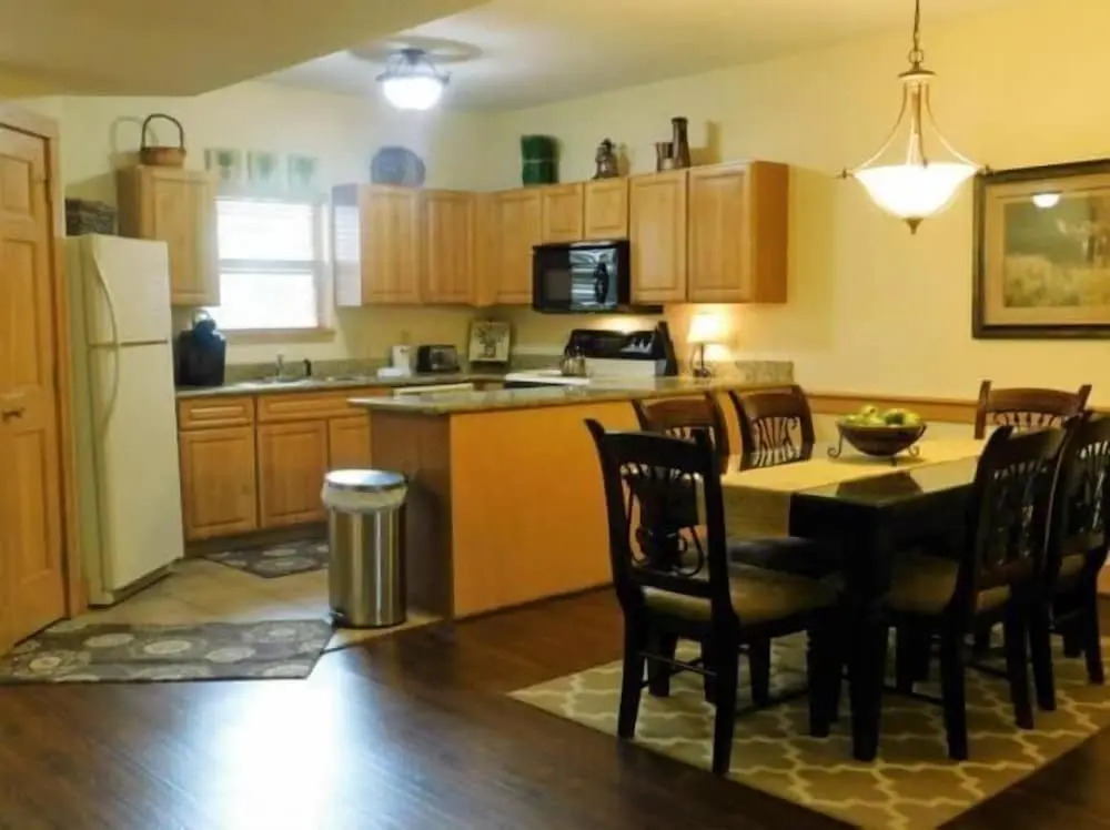3106 Golf View Hillcrest In The Heart of it All