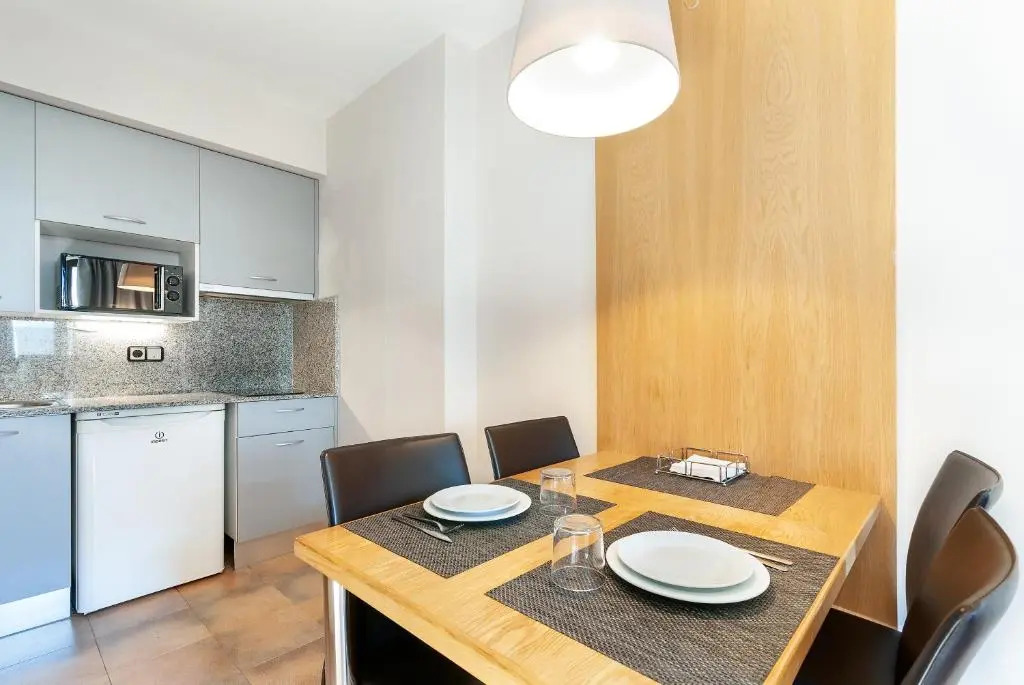 Aparthotel El Serch