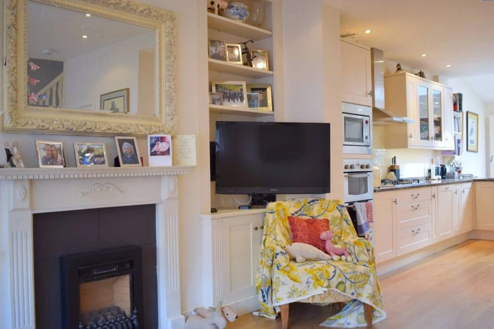 Heavenly Hammersmith Home by the River Thames