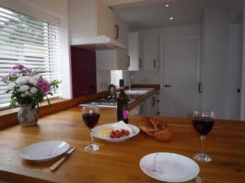 Ednyfed Apartment