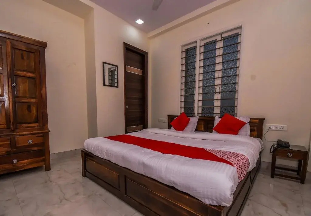 Maurya Hotel & Garden By OYO Rooms