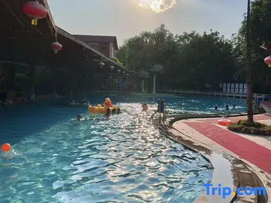 Tianchidu Hot Spring Resort