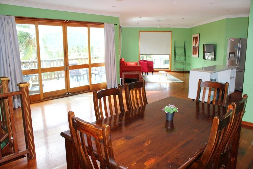 Colonial Court Holiday Apartments