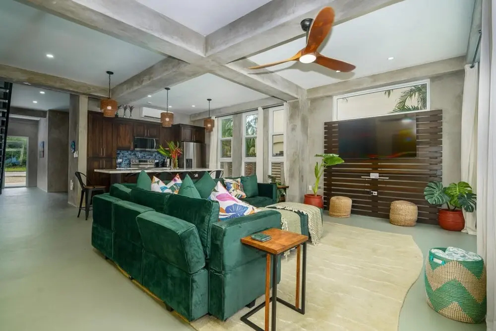 Conmigos 3 Bedroom Condo - Unit 2