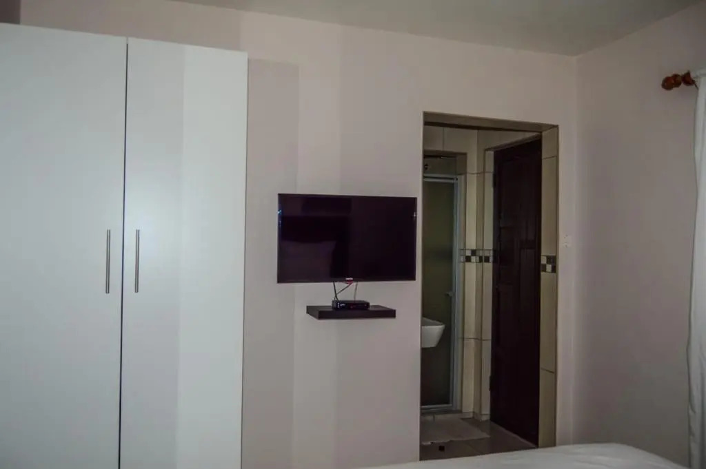 Emangunini Guest house