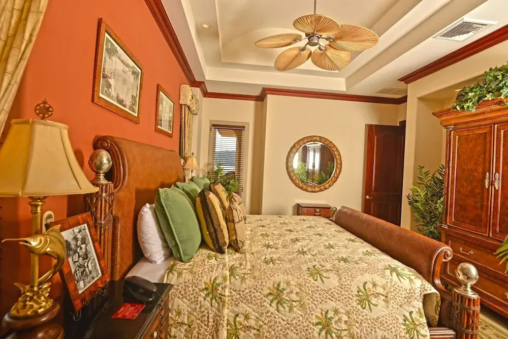 Bella Vista 4B - 3 bdr -3 1 2 Bath Ocean View