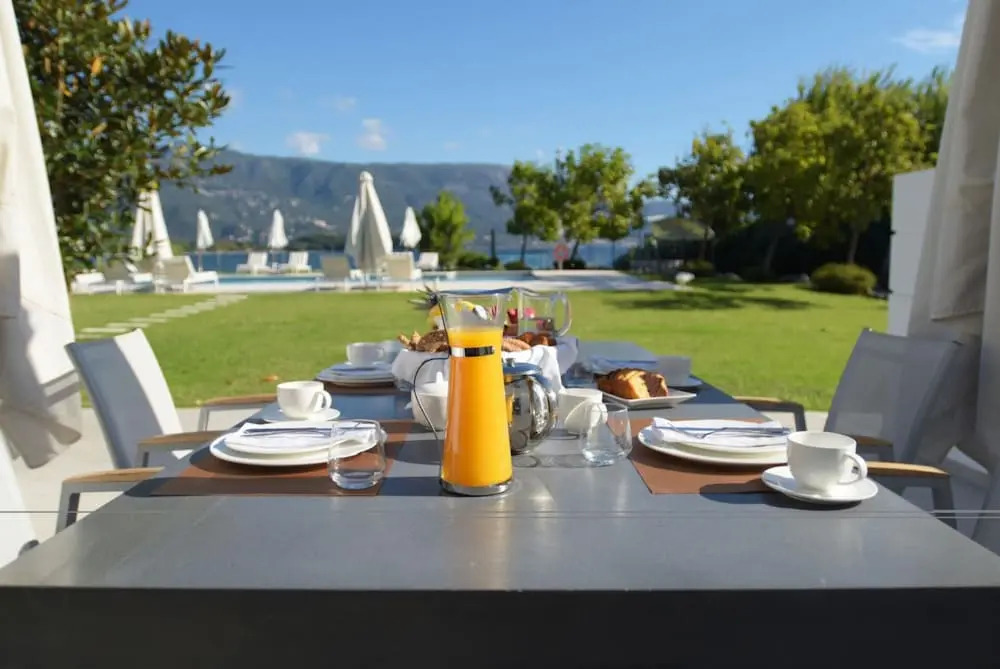 Lovely 8-bed Villa in Ano Korakiana - Villa K&K