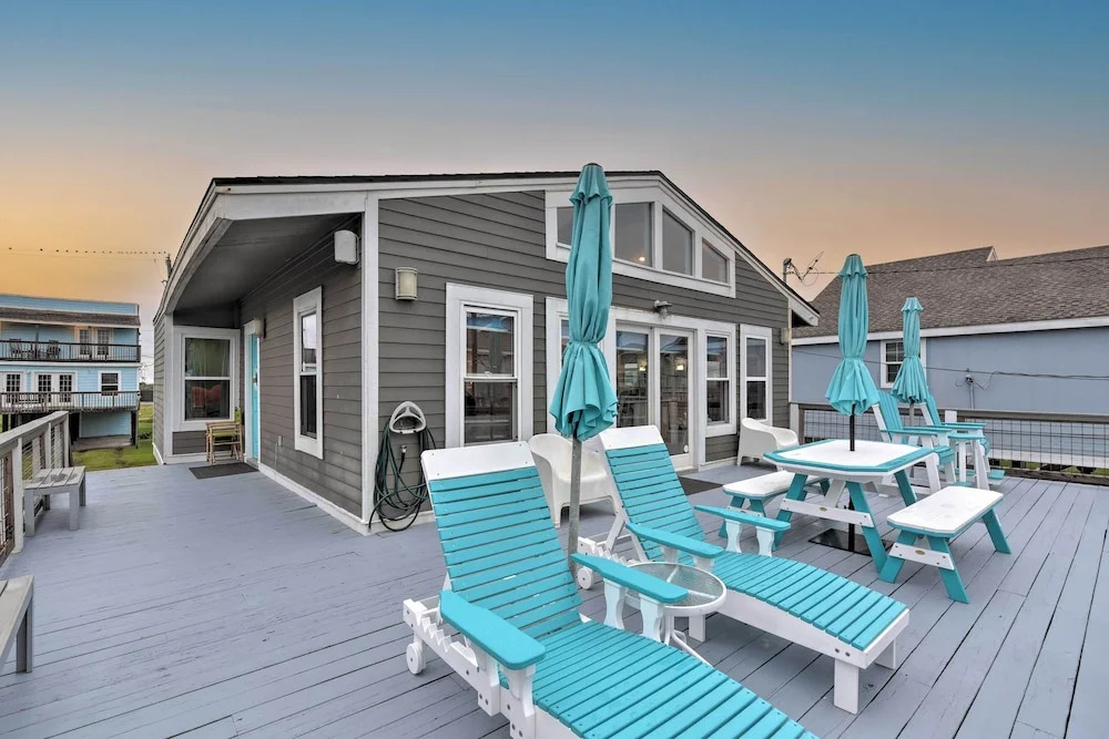 Updated Beach House w/ Private Beach + Hot Tub!