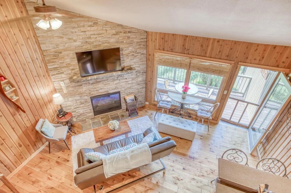 Ski House 242