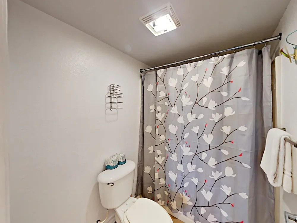 125 Sea Breeze - Studio Condo