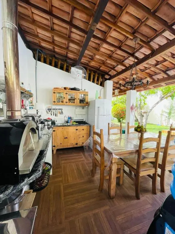 Casa com Piscina