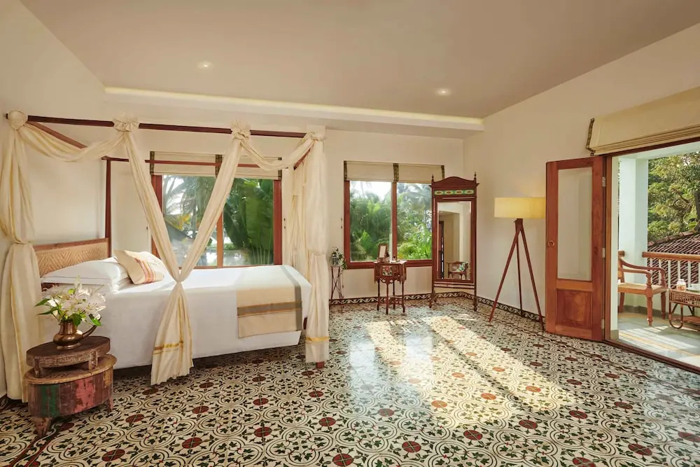 Pathiramanal Villa, Alappuzha