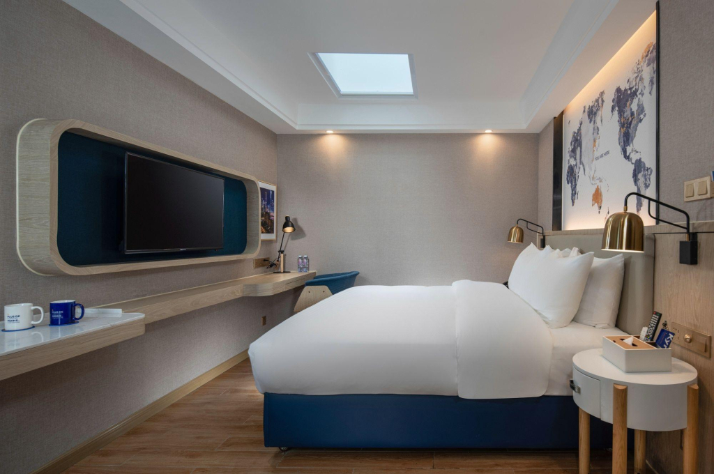 Kyriad Hotel (Guangzhou North Railway Station Metro Station)