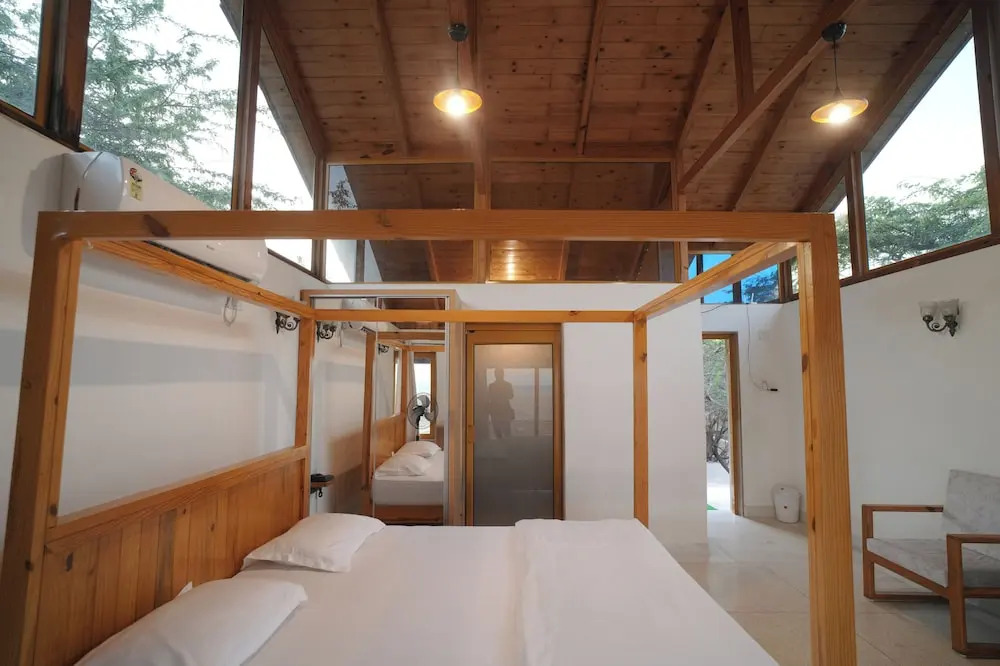 Palace Beach Camp