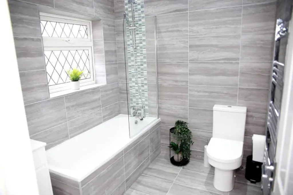Deluxe 4-bed House Close2 Wembley Stadium