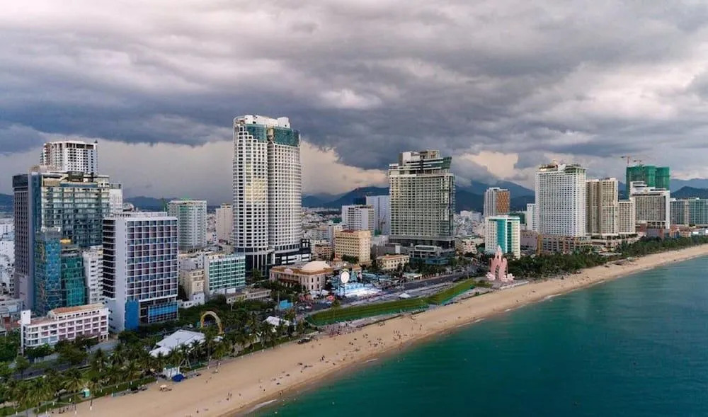 Panorama Beach Central Square Residences