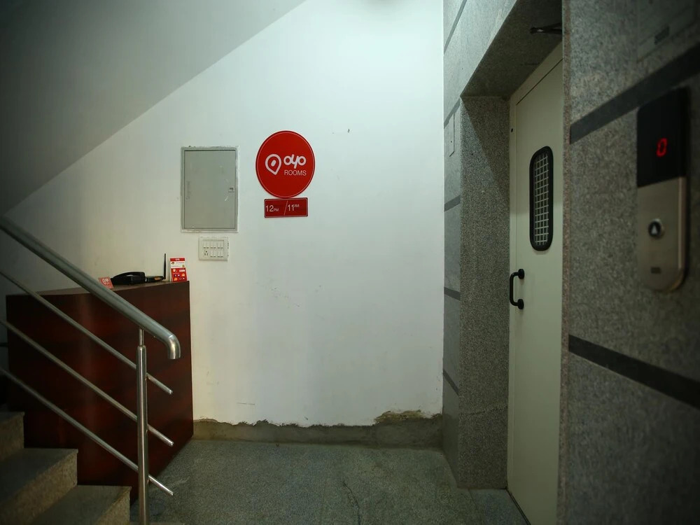 OYO 2282 Apartment Velachery