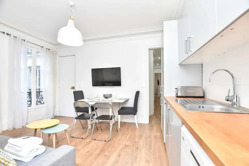 Charming 1br/4p Apartment - Louvre Museum