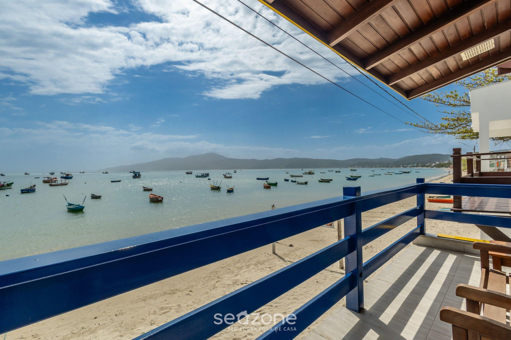 Casa 3Q pé na areia c/ churrasq. APC2200