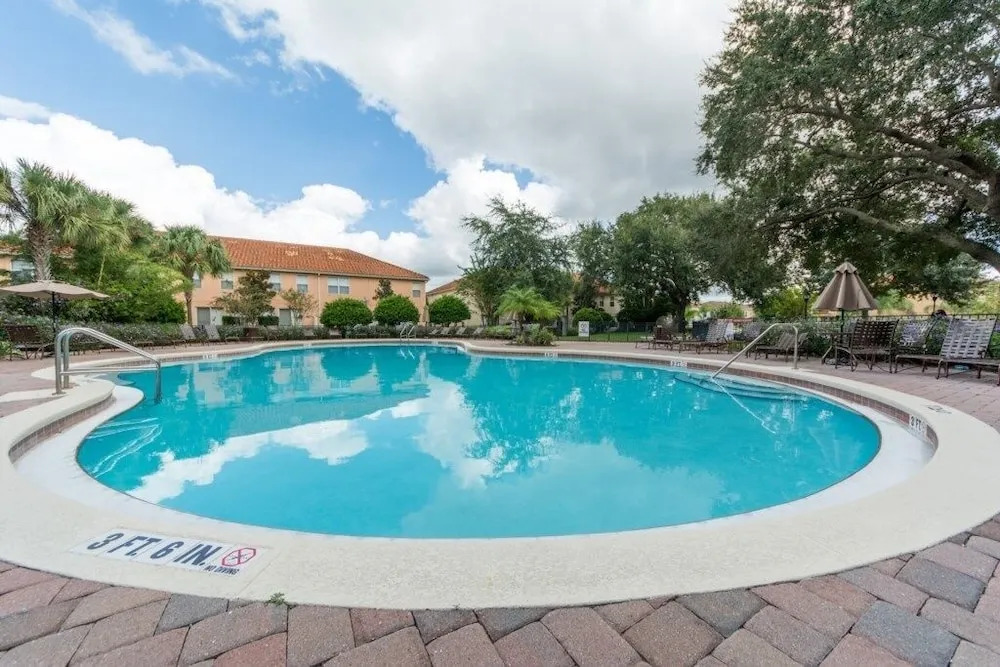 H2u - Gaston - Cb3181 4 Bedroom Townhouse