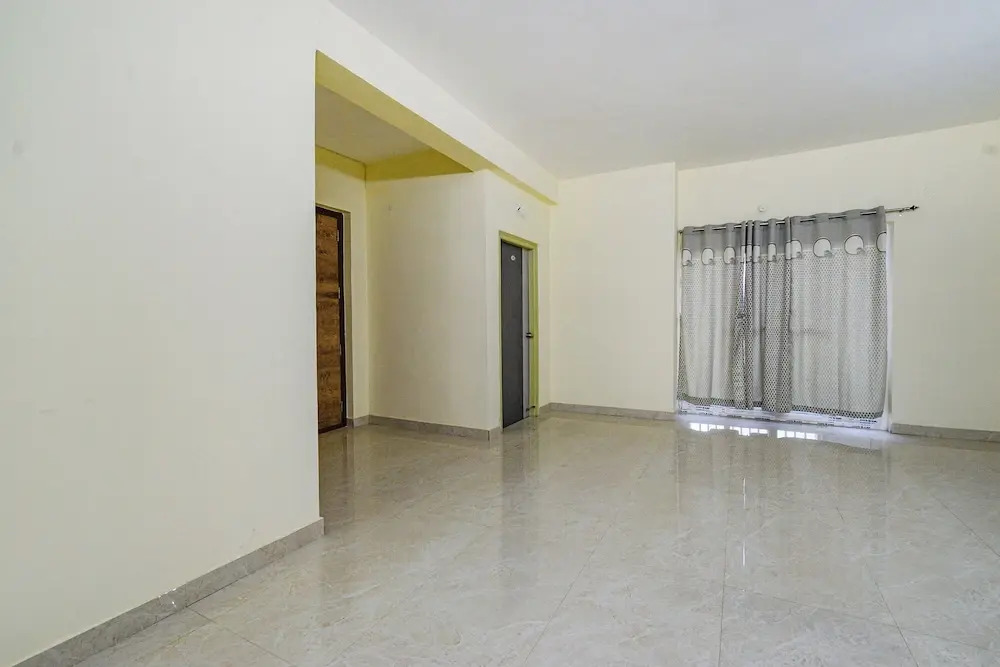 FabHotel RK Suites - Nr US Consulate, Financial District