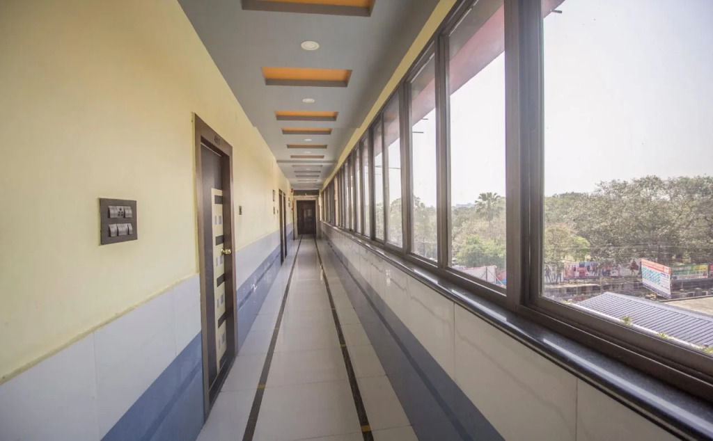 Hotel Mmg Lodge by OYO Rooms