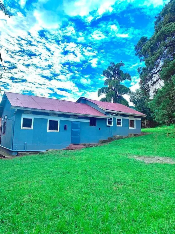 Watu Guest House