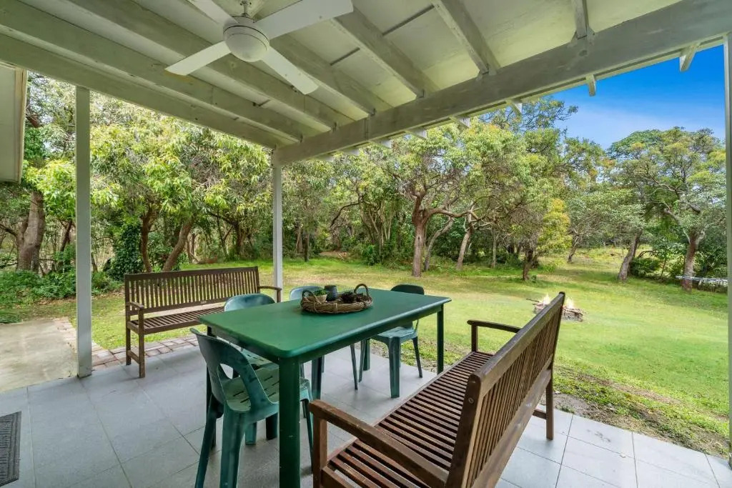 Whispering Trees by Discover Stradbroke