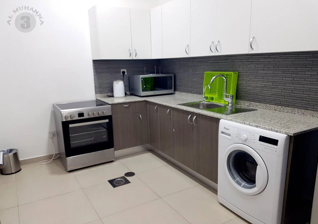 Al Muhanna Plaza Luxury Apartments