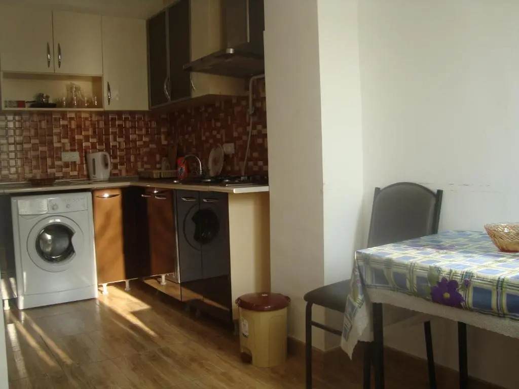 Apartments Azatutyan Avenue 19