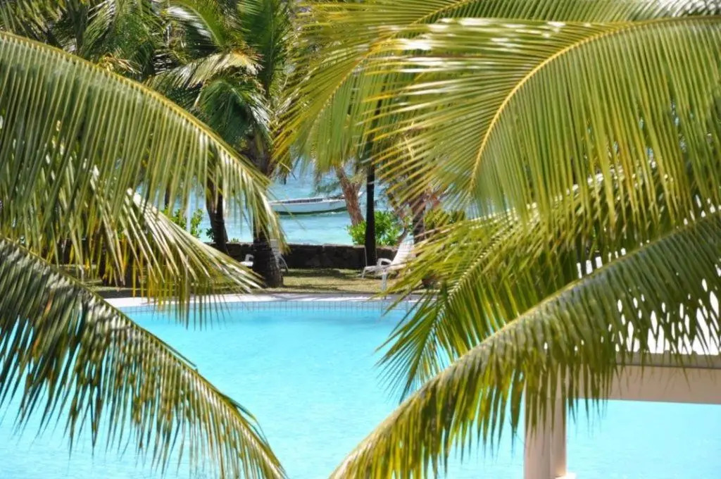 Villas Right ON the Beach Belle Mare