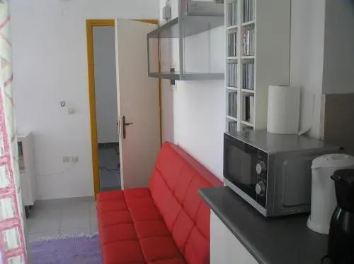 City Center Condo Near The Beach