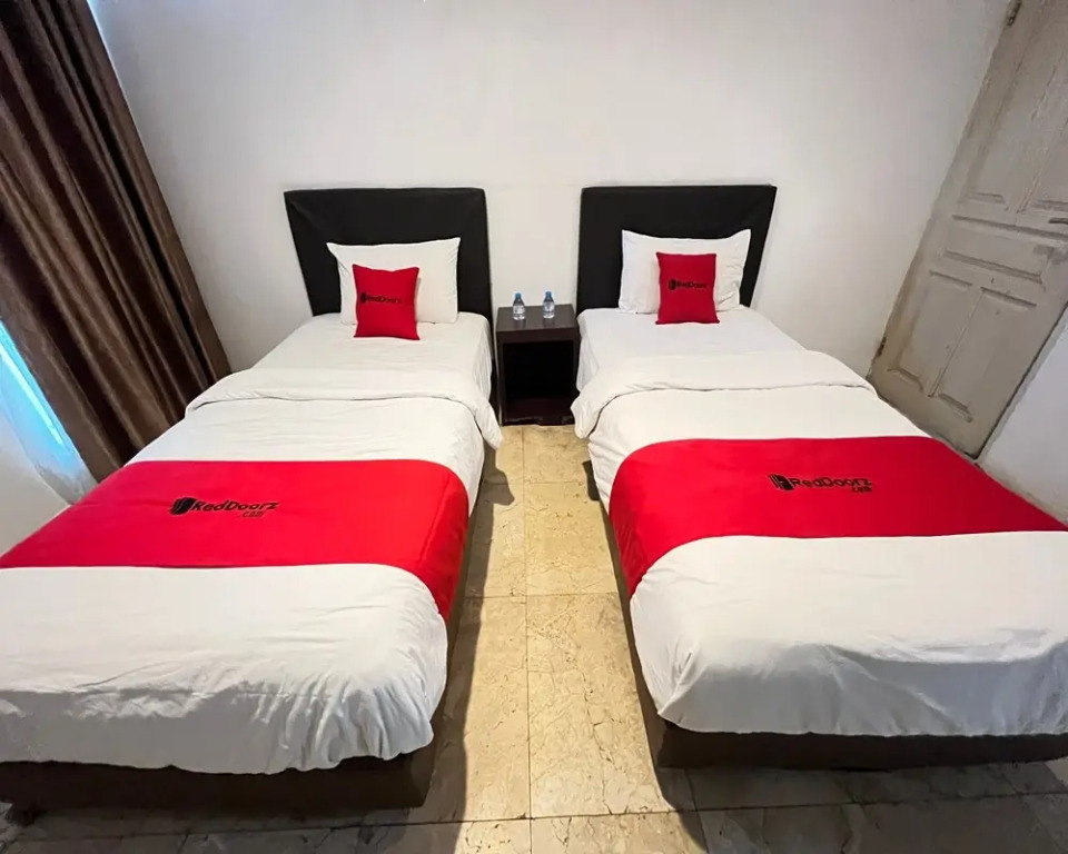 RedDoorz near Kantor Walikota Manado