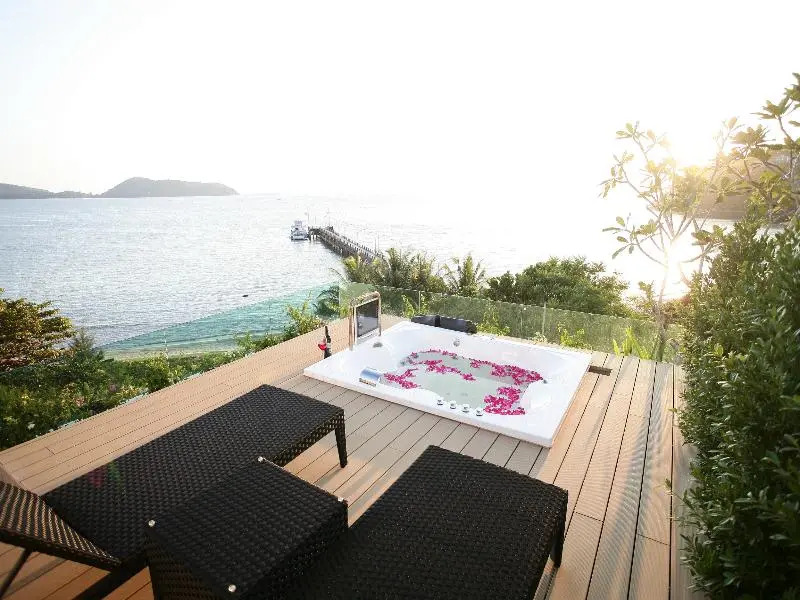 Absolute Nakalay Beach Resort