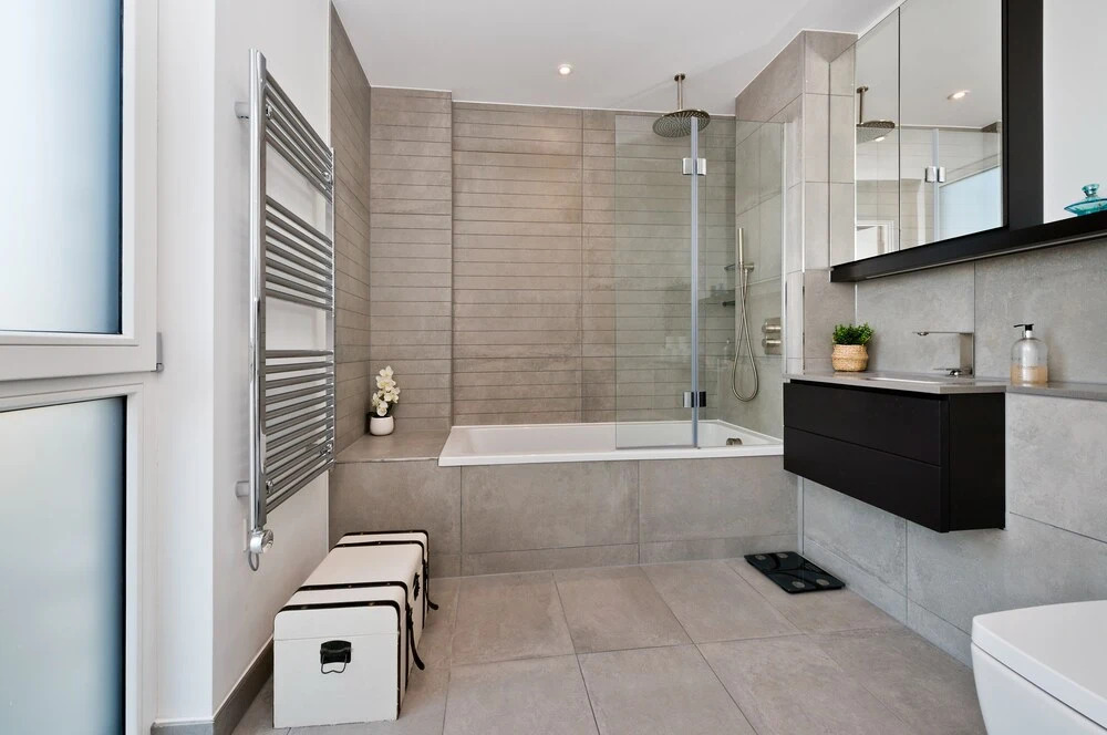 Luxury Apartment With Stunning Views Near London Bridge by Underthedoormat