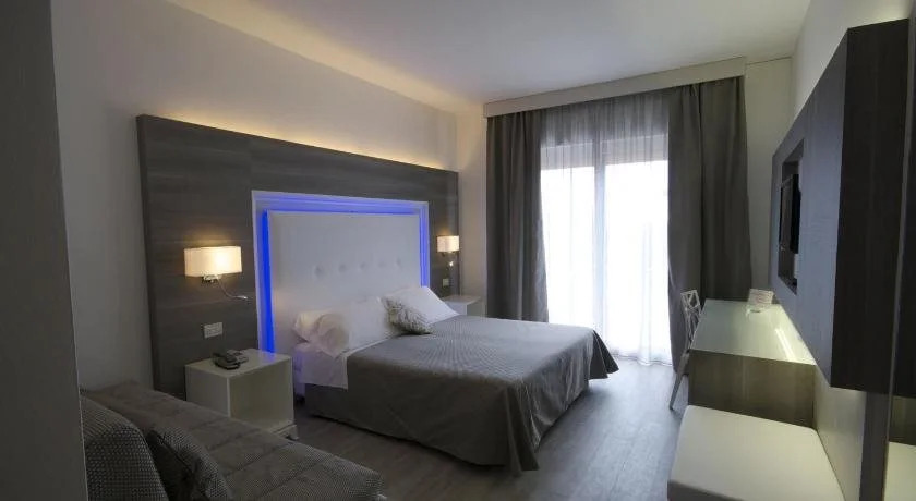 Hotel Crystal