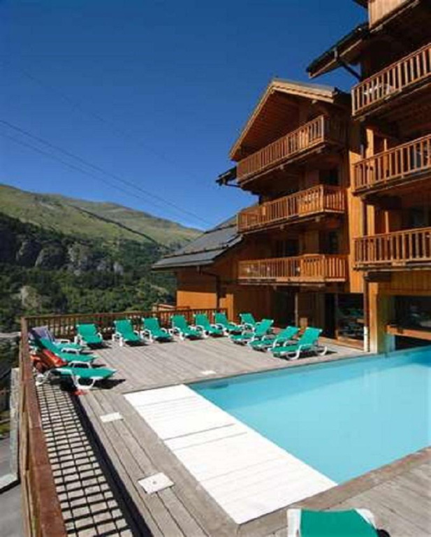 Résidence Odalys Le Hameau et les Chalets de la Vallée dOr