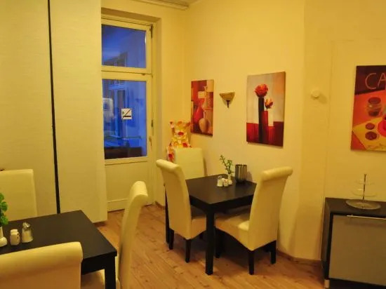 Charlotten Apartments am Ku'damm
