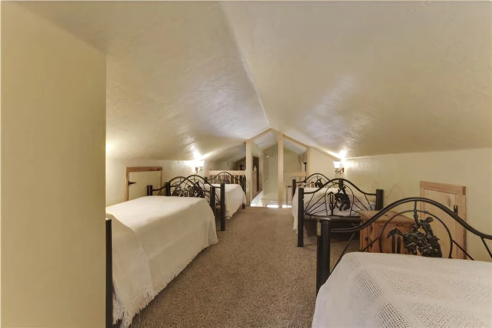 SkiWatch 103 - 2 Br Condo